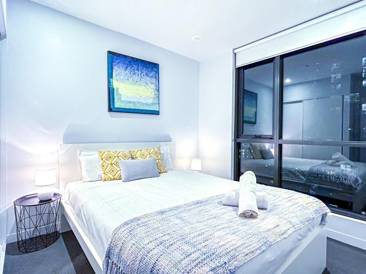 Fantastic View 2br1ba In Cbd Wifi Balcony * Melbourne